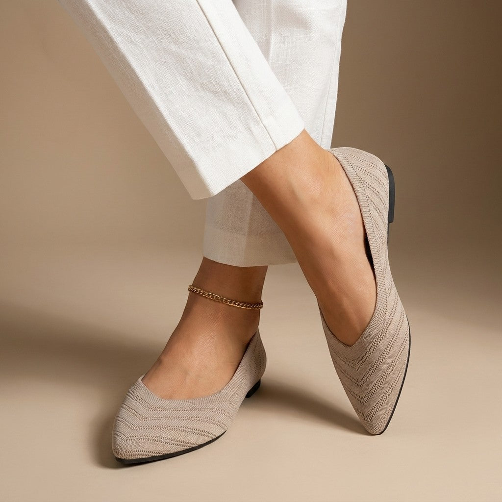 Elianthe — Breathable Knit Loafers With Elegant Slip-On Chain Detail Design