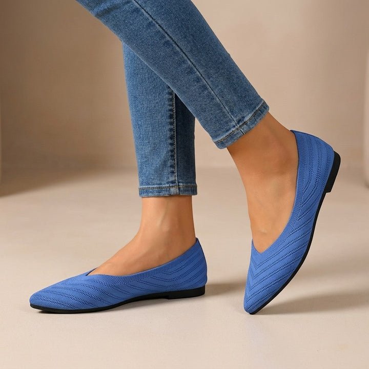 Elianthe — Breathable Knit Loafers With Elegant Slip-On Chain Detail Design