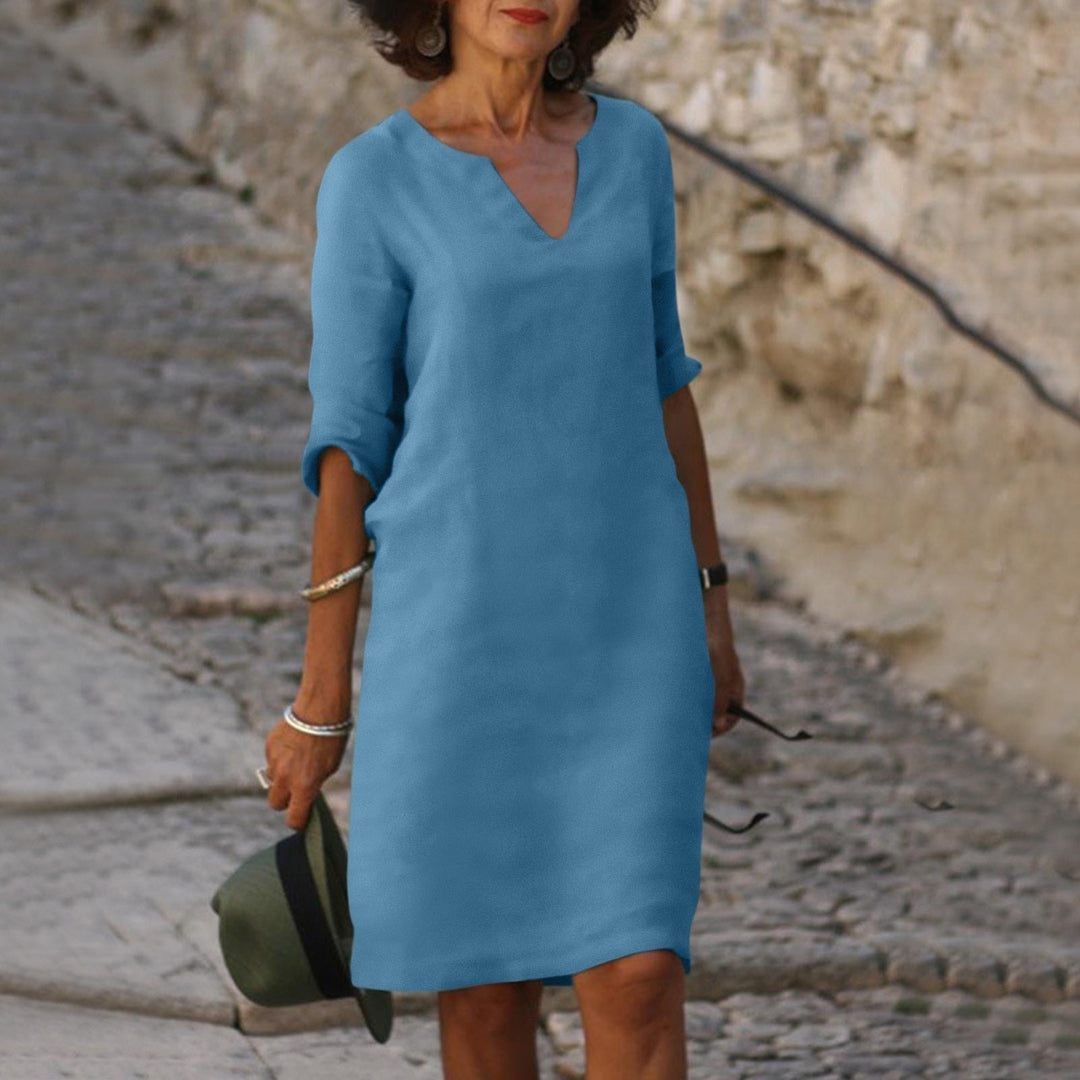 Camille — Comfortable V-Neck Midi Dress With Elegant 3/4 Sleeves