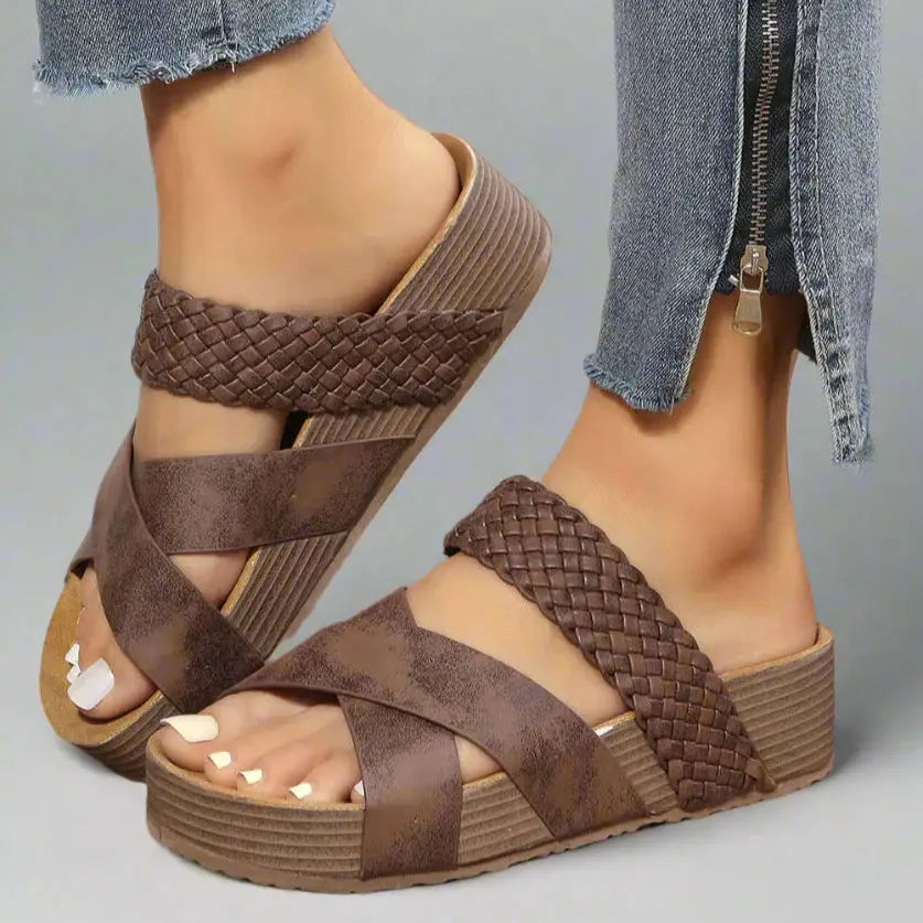 Comfyrange — Lightweight Casual Sandals With Comfortable Flexible Everyday Summer Design