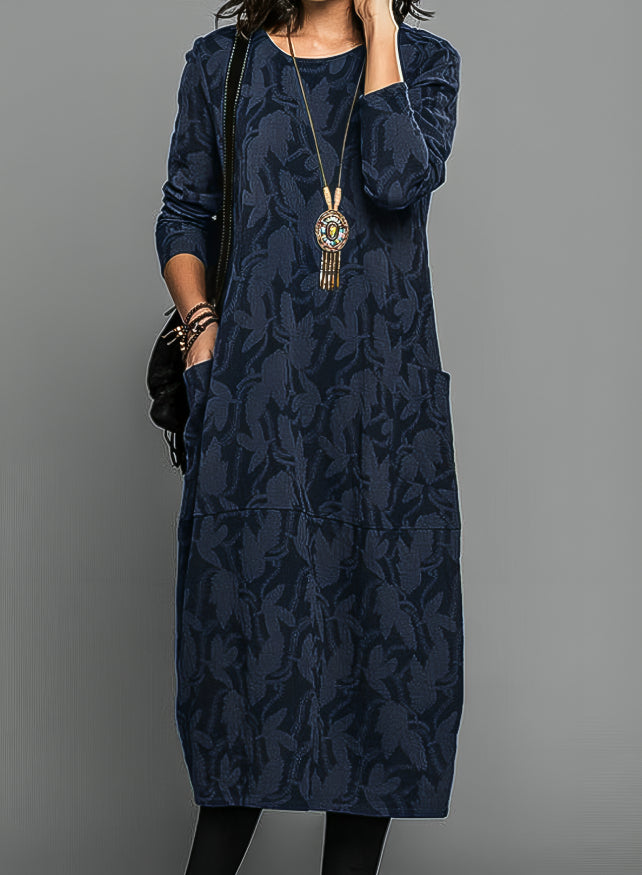 Wynter — Cozy Knit Midi Dress With Relaxed Long Sleeves And Pockets For Winter