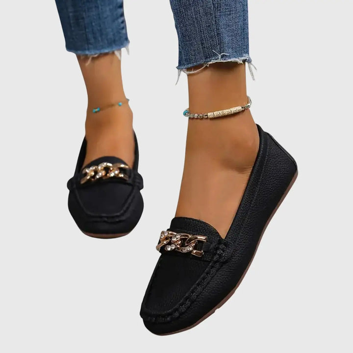 Chainlink — Leather Loafers With Elegant Orthopedic Slip-On Gold-Chain Design