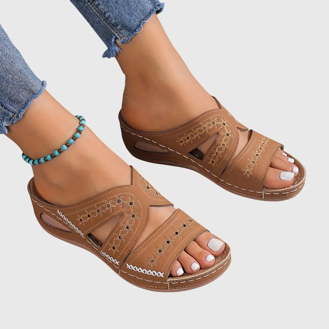 Lightcasual — Lightweight Synthetic Sandals With Elegant Comfortable Casual Design