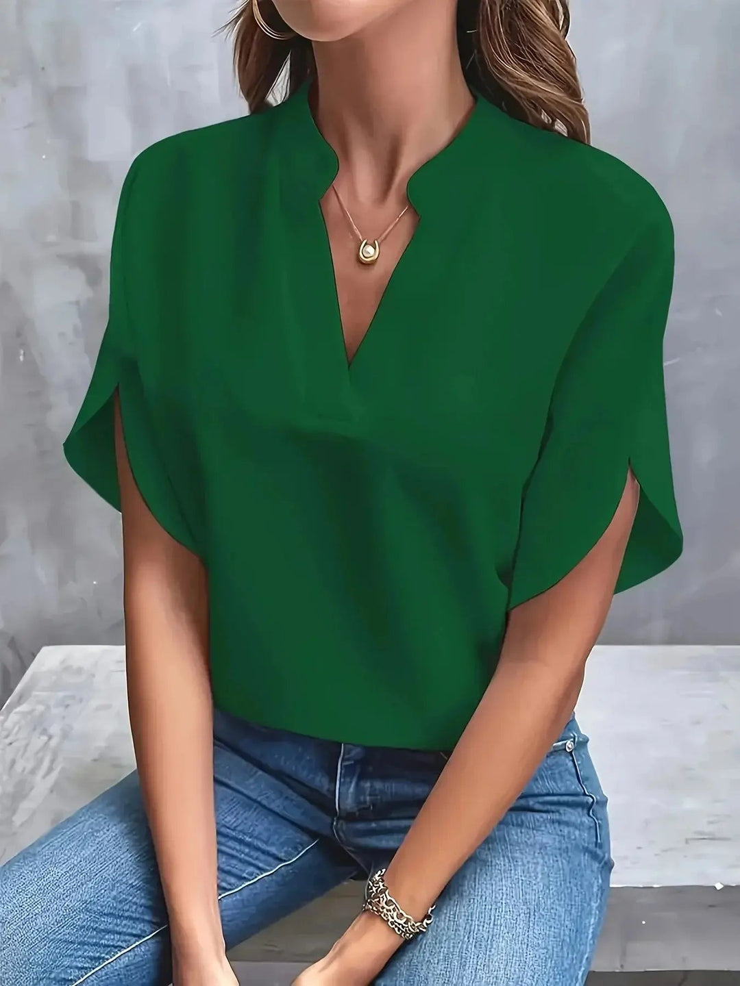Ottoline — Lightweight Viscose Blouse With Tailored V-Neck Summer Design