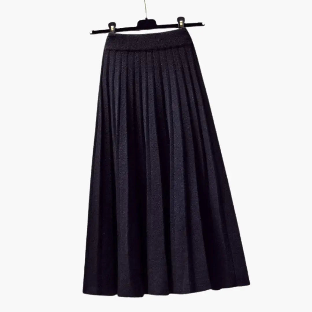 Wynter — Ribbed Knit Pleated Maxi Skirt With Flowing Ankle-Length Elegant Texture