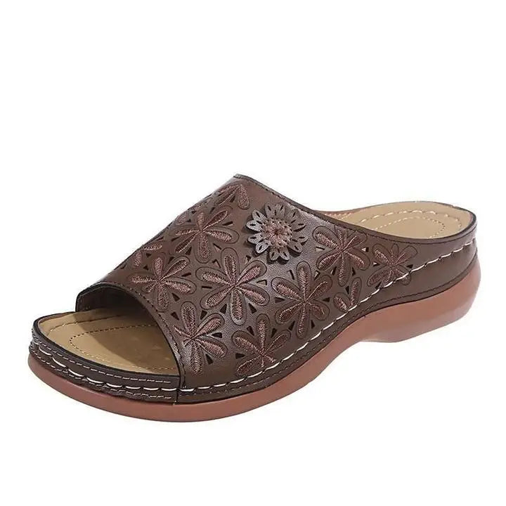 Heritage — Vintage Cushioned Sandals With Orthopedic Comfort Walking Design