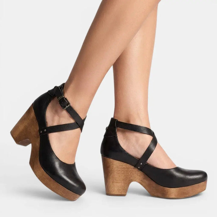 Solidfoot — Leather Flat Sandals With Elegant Orthopedic Supportive Comfort Design