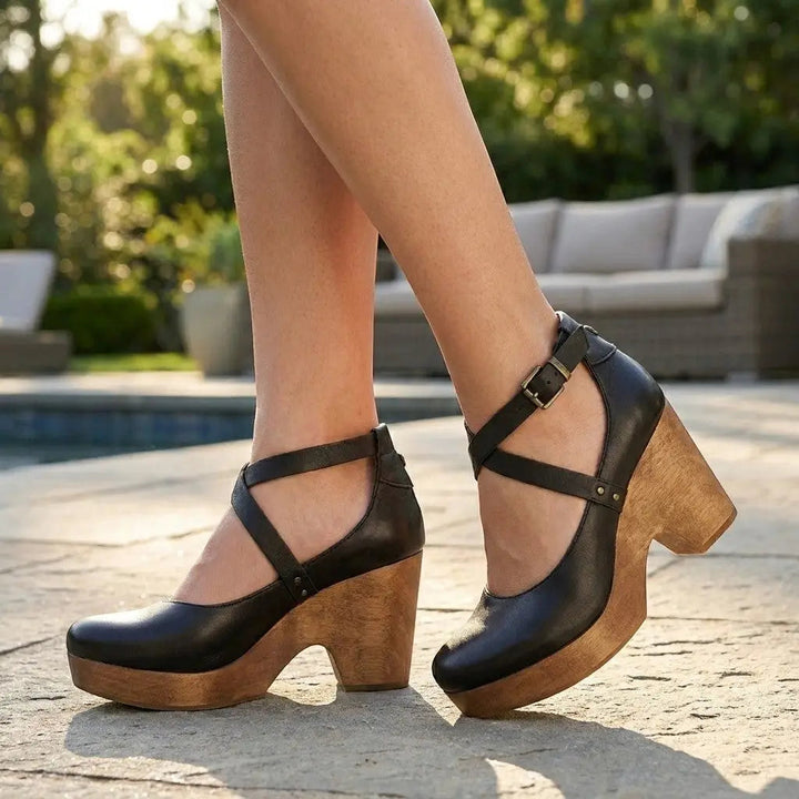 Solidfoot — Leather Flat Sandals With Elegant Orthopedic Supportive Comfort Design