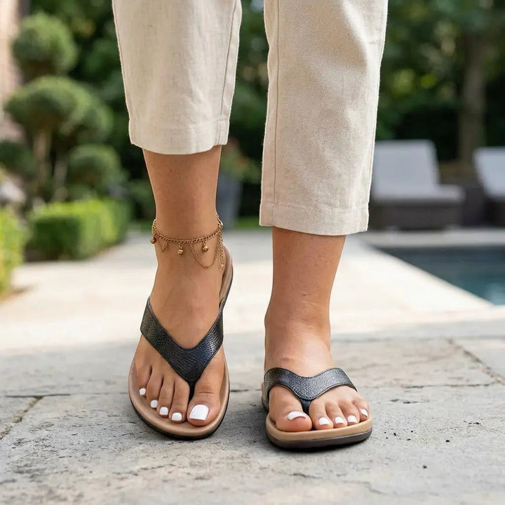 Toesepara — Lightweight Fabric Mules With Comfortable Summer Toe Separator Design