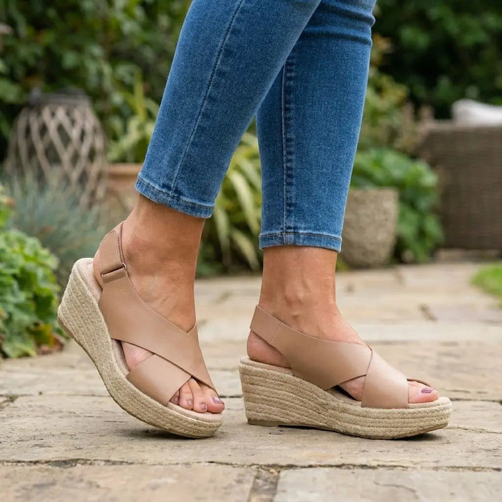 Lightsole — Lightweight Orthopedic Sandals With Elegant Cushioned Summer Design